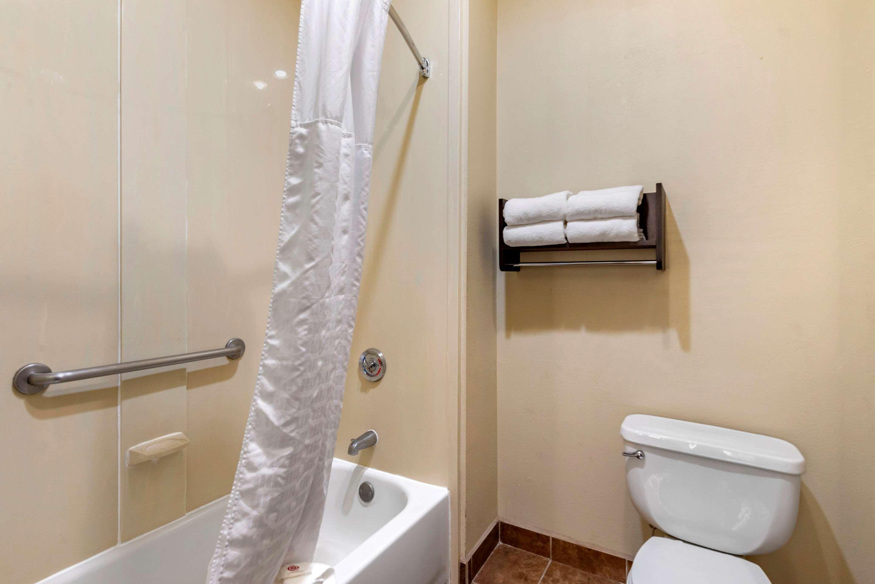 Comfort Suites Кловис Экстерьер фото