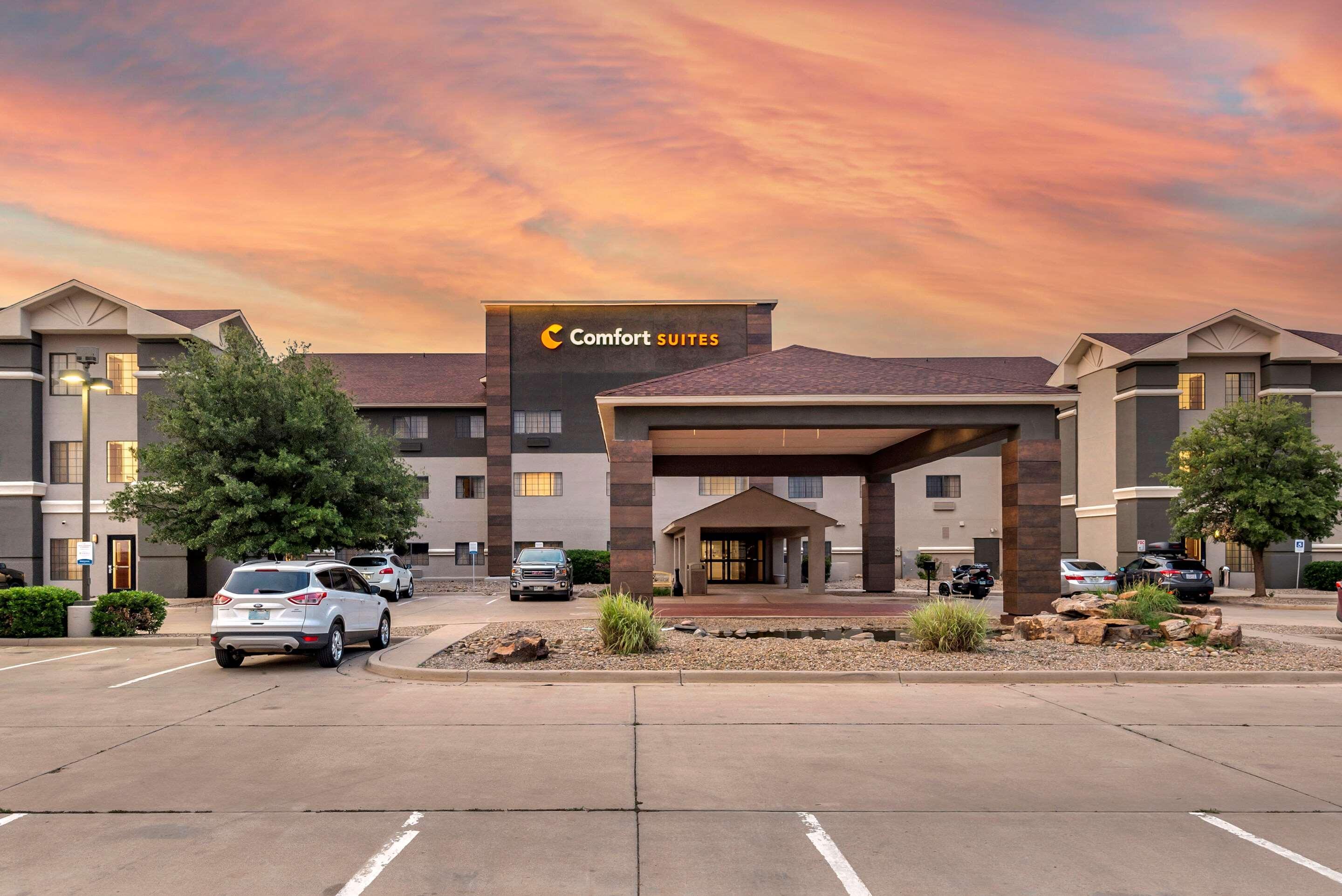 Comfort Suites Кловис Экстерьер фото